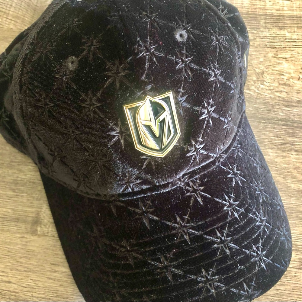 ✨RARE✨ Velvet Vegas Golden Knights Hat VGK